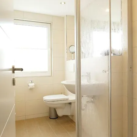 Brautrock Appartement Bullay